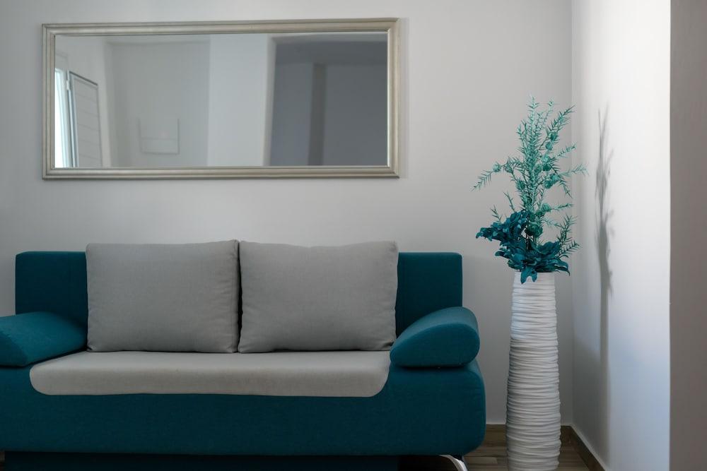 Oasis Suites Fira Exterior foto