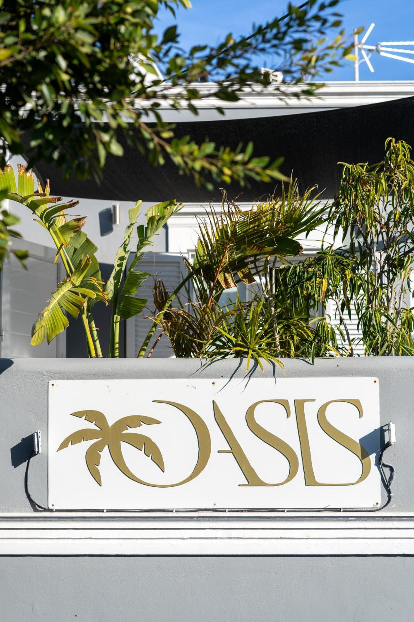 Oasis Suites Fira Exterior foto