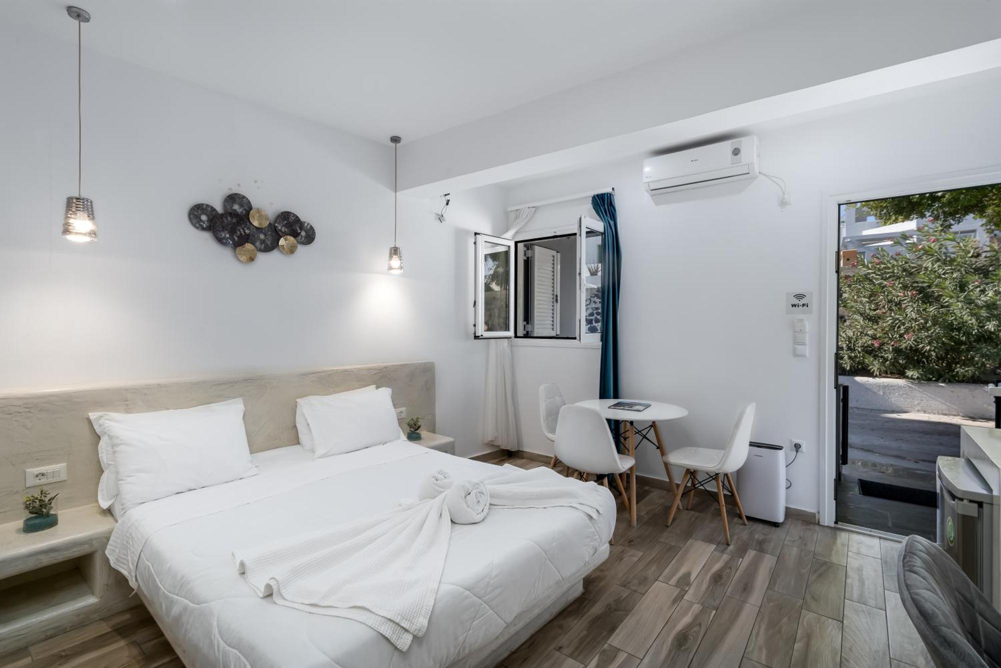 Oasis Suites Fira Exterior foto